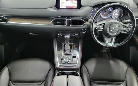 Mazda CX-8, 2018 год, 2 680 000 рублей, 17 фотография