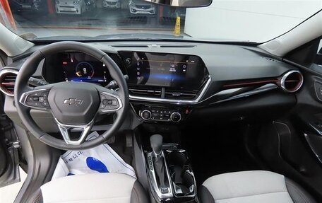 Chevrolet Trax, 2023 год, 1 610 000 рублей, 7 фотография