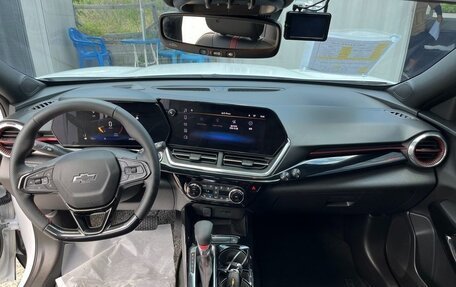 Chevrolet Trax, 2023 год, 1 630 000 рублей, 10 фотография