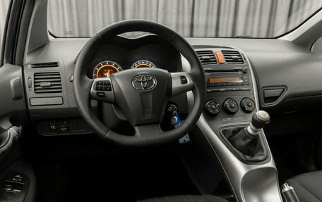 Toyota Auris II, 2010 год, 900 000 рублей, 7 фотография