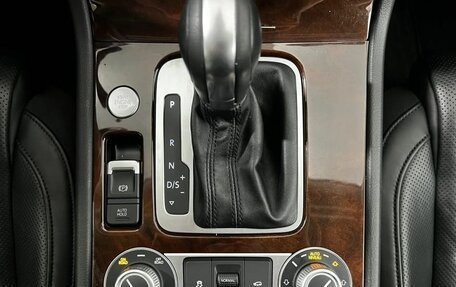 Volkswagen Touareg III, 2015 год, 3 300 000 рублей, 15 фотография