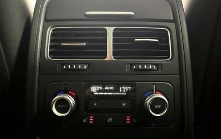 Volkswagen Touareg III, 2015 год, 3 300 000 рублей, 16 фотография