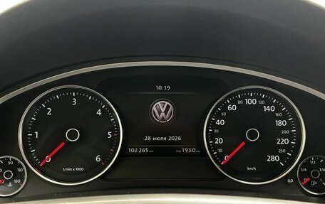 Volkswagen Touareg III, 2015 год, 3 300 000 рублей, 20 фотография