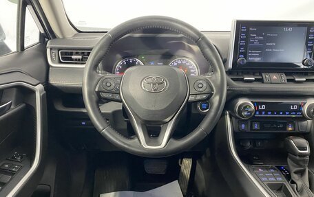 Toyota RAV4, 2021 год, 3 700 000 рублей, 17 фотография