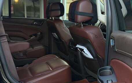 Chevrolet Tahoe IV, 2016 год, 3 600 000 рублей, 8 фотография