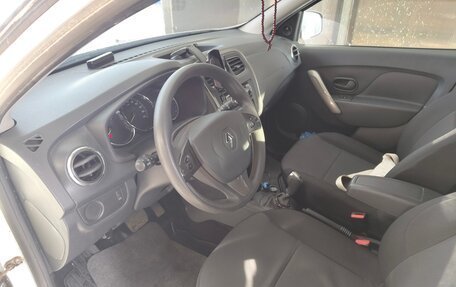 Renault Sandero II рестайлинг, 2016 год, 720 000 рублей, 9 фотография