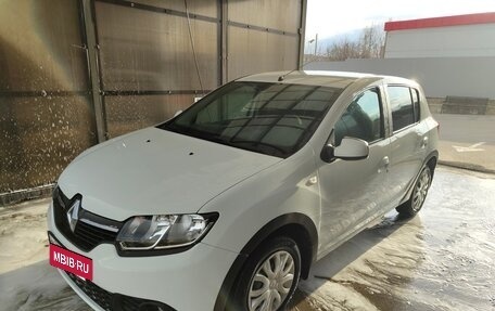 Renault Sandero II рестайлинг, 2016 год, 720 000 рублей, 2 фотография