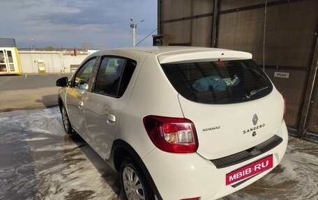 Renault Sandero II рестайлинг, 2016 год, 720 000 рублей, 3 фотография