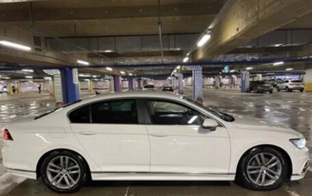 Volkswagen Passat B8 рестайлинг, 2017 год, 2 550 000 рублей, 3 фотография