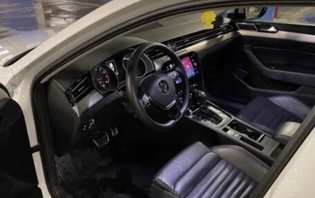 Volkswagen Passat B8 рестайлинг, 2017 год, 2 550 000 рублей, 7 фотография