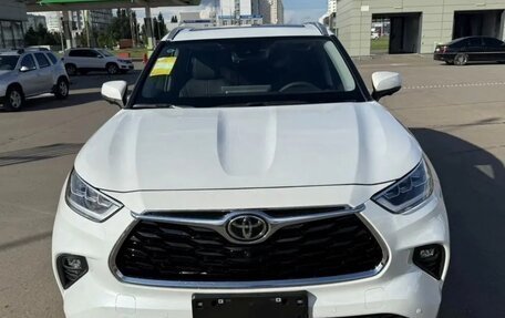 Toyota Highlander, 2026 год, 5 000 000 рублей, 2 фотография