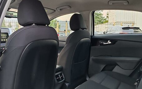 KIA Cerato IV, 2021 год, 1 699 000 рублей, 10 фотография
