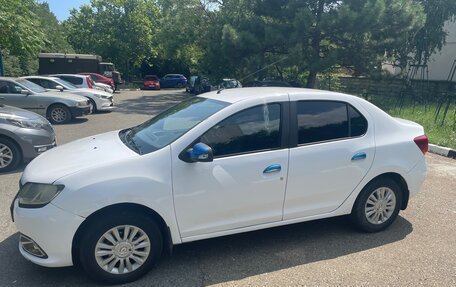 Renault Logan II, 2018 год, 595 000 рублей, 1 фотография
