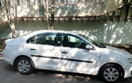 Skoda Rapid I, 2015 год, 850 000 рублей, 3 фотография