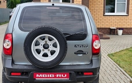 Chevrolet Niva I рестайлинг, 2013 год, 550 000 рублей, 3 фотография