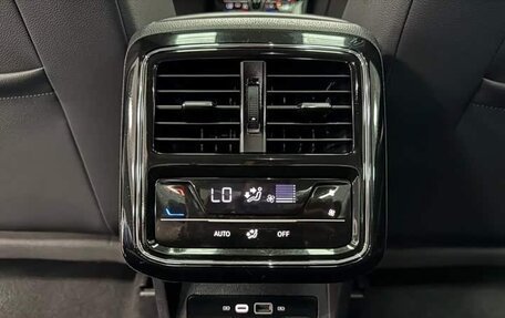 Volkswagen Passat B8 рестайлинг, 2023 год, 2 495 000 рублей, 15 фотография