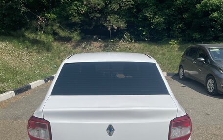 Renault Logan II, 2018 год, 595 000 рублей, 3 фотография