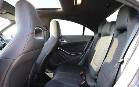 Mercedes-Benz CLA, 2019 год, 1 300 000 рублей, 10 фотография