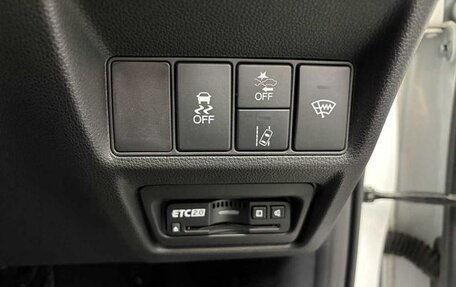 Honda Stepwgn IV, 2021 год, 1 880 000 рублей, 15 фотография