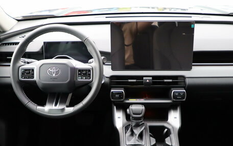 Toyota RAV4, 2026 год, 4 150 000 рублей, 15 фотография