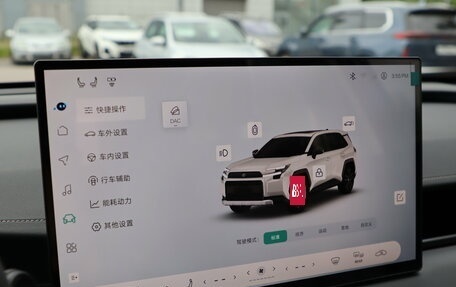 Toyota RAV4, 2026 год, 4 150 000 рублей, 22 фотография