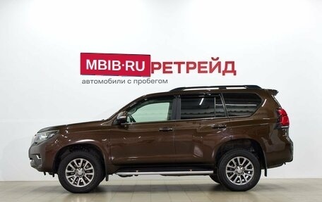 Toyota Land Cruiser Prado 150 рестайлинг 2, 2018 год, 5 899 000 рублей, 8 фотография