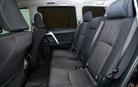 Toyota Land Cruiser Prado 150 рестайлинг 2, 2018 год, 5 899 000 рублей, 21 фотография