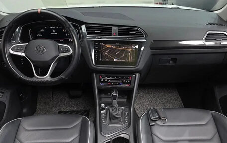 Volkswagen Tiguan II, 2022 год, 3 765 000 рублей, 8 фотография