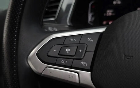 Volkswagen Tiguan II, 2022 год, 3 765 000 рублей, 18 фотография