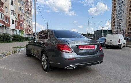 Mercedes-Benz E-Класс, 2019 год, 3 600 000 рублей, 16 фотография