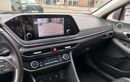 Hyundai Sonata VIII, 2022 год, 1 650 000 рублей, 4 фотография