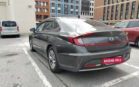 Hyundai Sonata VIII, 2022 год, 1 650 000 рублей, 2 фотография
