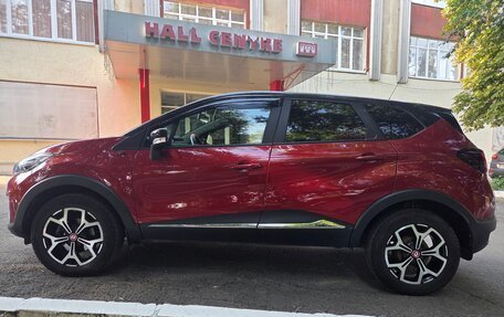 Renault Kaptur I рестайлинг, 2020 год, 1 900 000 рублей, 4 фотография