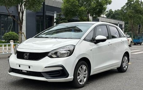 Honda Fit, 2023 год, 985 666 рублей, 3 фотография