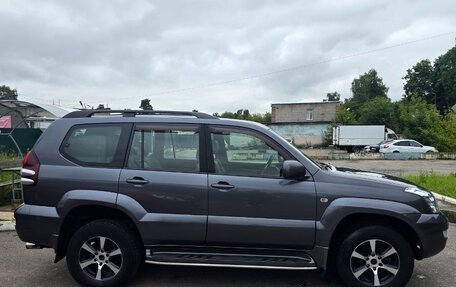 Toyota Land Cruiser Prado 120 рестайлинг, 2007 год, 1 800 000 рублей, 5 фотография