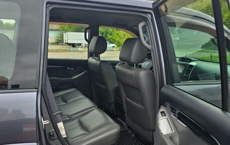 Toyota Land Cruiser Prado 120 рестайлинг, 2007 год, 1 800 000 рублей, 8 фотография