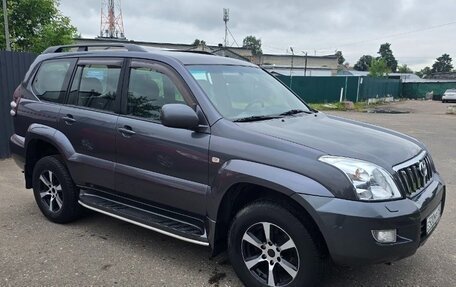 Toyota Land Cruiser Prado 120 рестайлинг, 2007 год, 1 800 000 рублей, 6 фотография