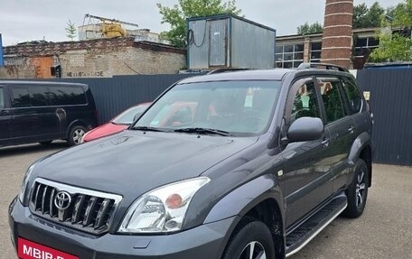 Toyota Land Cruiser Prado 120 рестайлинг, 2007 год, 1 800 000 рублей, 2 фотография