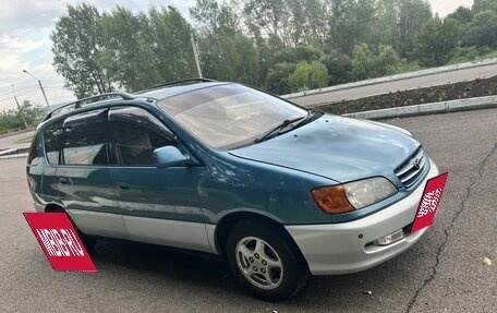 Toyota Ipsum II, 1998 год, 720 000 рублей, 1 фотография