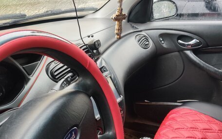 Ford Focus IV, 2002 год, 340 000 рублей, 14 фотография