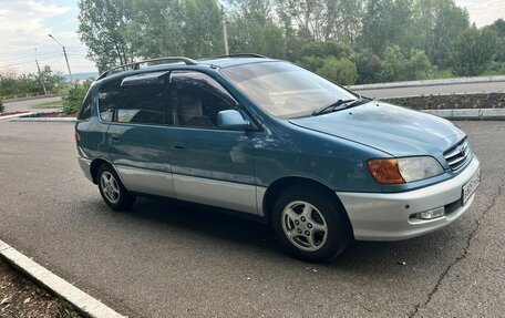 Toyota Ipsum II, 1998 год, 720 000 рублей, 4 фотография