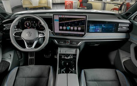 Volkswagen Tiguan, 2026 год, 4 900 000 рублей, 20 фотография