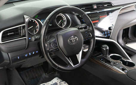 Toyota Camry, 2019 год, 2 849 000 рублей, 31 фотография