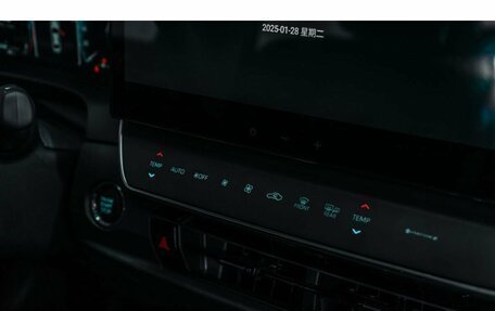 Toyota Camry, 2025 год, 4 999 000 рублей, 13 фотография