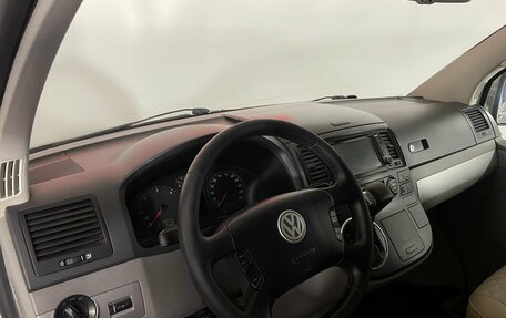 Volkswagen Multivan T5, 2008 год, 1 420 000 рублей, 8 фотография