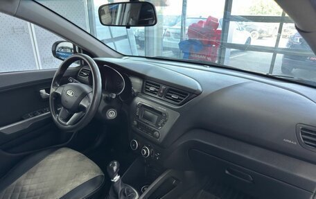 KIA Rio III рестайлинг, 2013 год, 989 900 рублей, 8 фотография