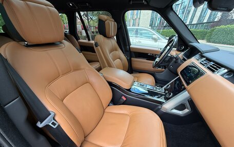 Land Rover Range Rover IV рестайлинг, 2021 год, 6 400 000 рублей, 9 фотография