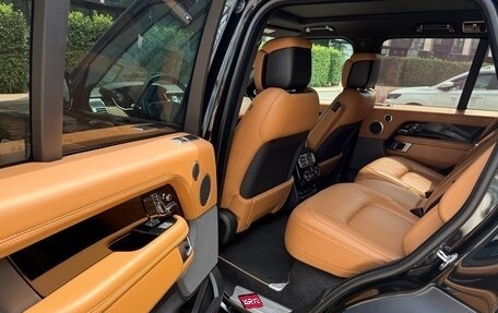 Land Rover Range Rover IV рестайлинг, 2021 год, 6 400 000 рублей, 11 фотография