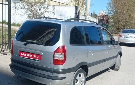 Opel Zafira A рестайлинг, 2004 год, 530 000 рублей, 10 фотография