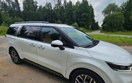 KIA Carnival, 2021 год, 4 000 000 рублей, 4 фотография